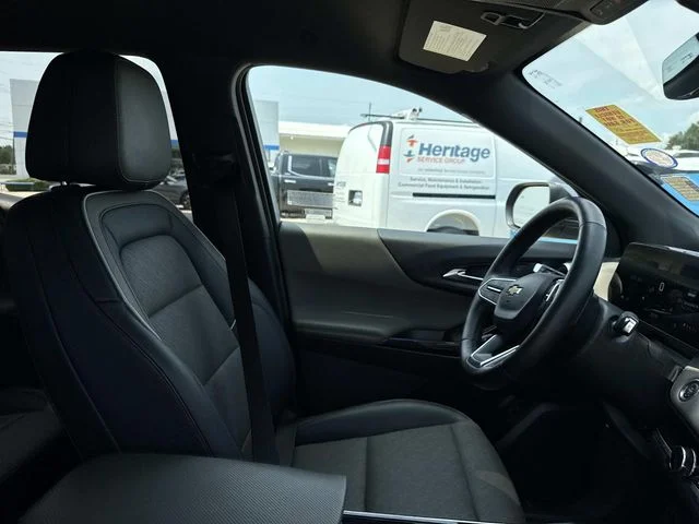 Used 2025 Gray Chevrolet LT image 23
