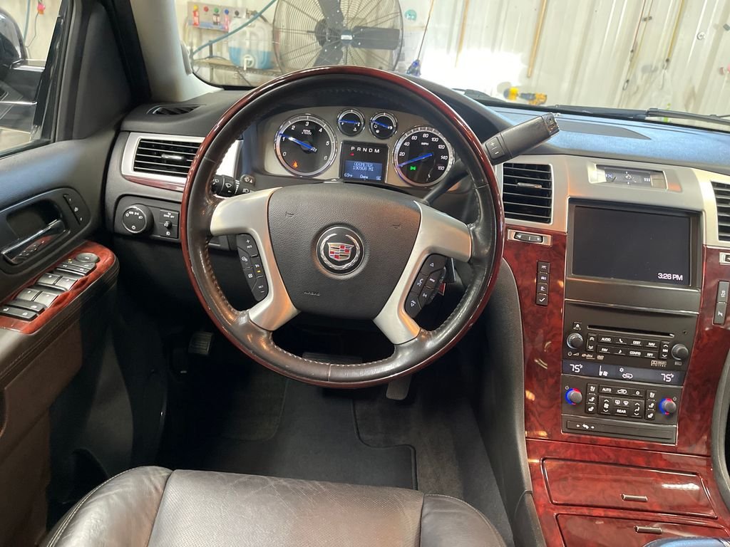 Used 2012 Black Cadillac Luxury image 17
