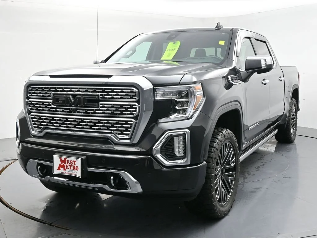 Used 2020 GMC Sierra 1500 Denali Denali with VIN 1GTU9FET3LZ300239 for sale in Monticello, Minnesota