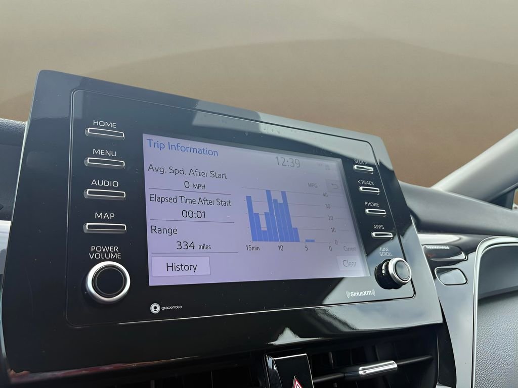 2024 Toyota Camry LE - Photo 14