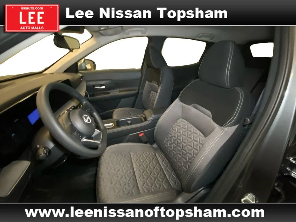 Used 2025 Gun Metallic Nissan SV image 10
