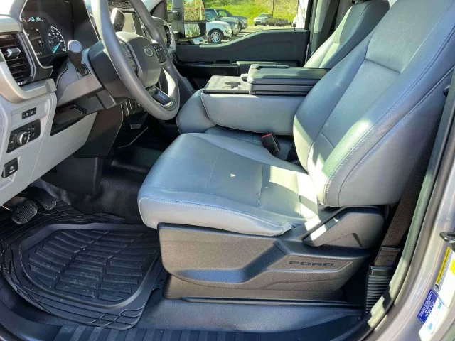 Used 2021 Silver Ford XL image 26