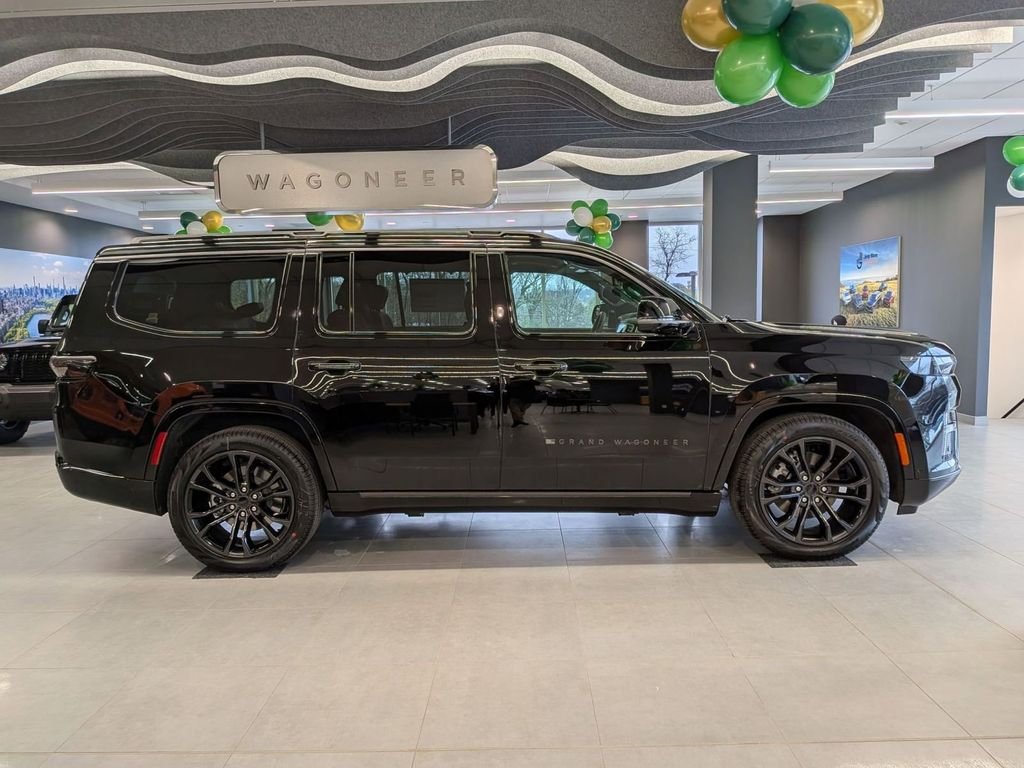 New 2026 High Gloss Black Exterior Paint Jeep Summit Obsidian image 9