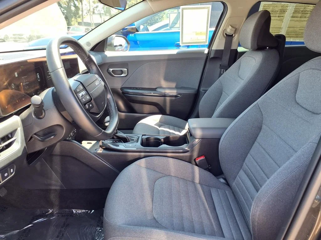 Certified Used 2025 Gray Kia EX image 6