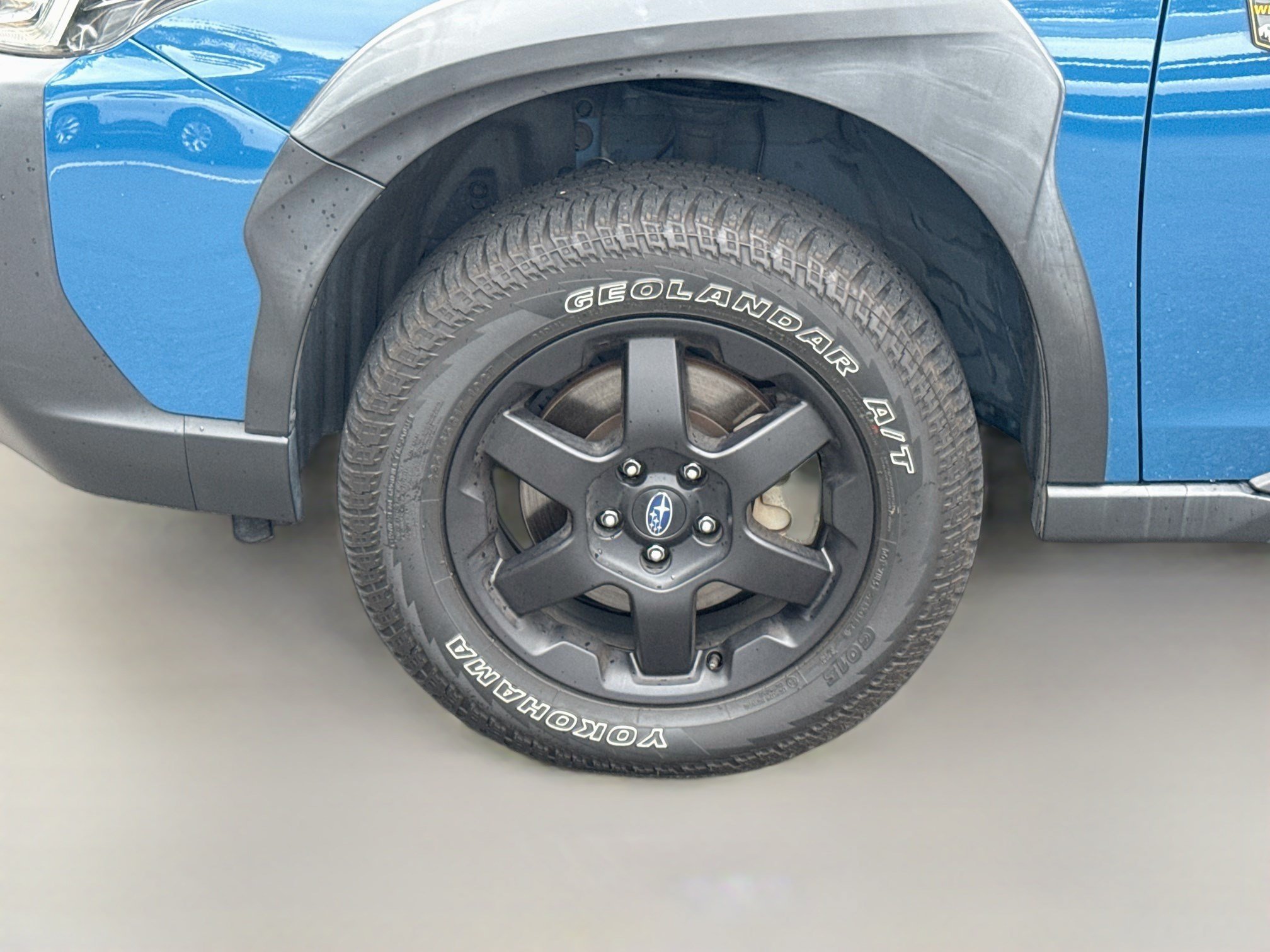 Used 2024 Geyser Blue Subaru Wilderness image 32