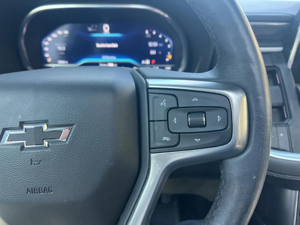 Used 2022 Midnight Blue Metallic Chevrolet Z71 image 12