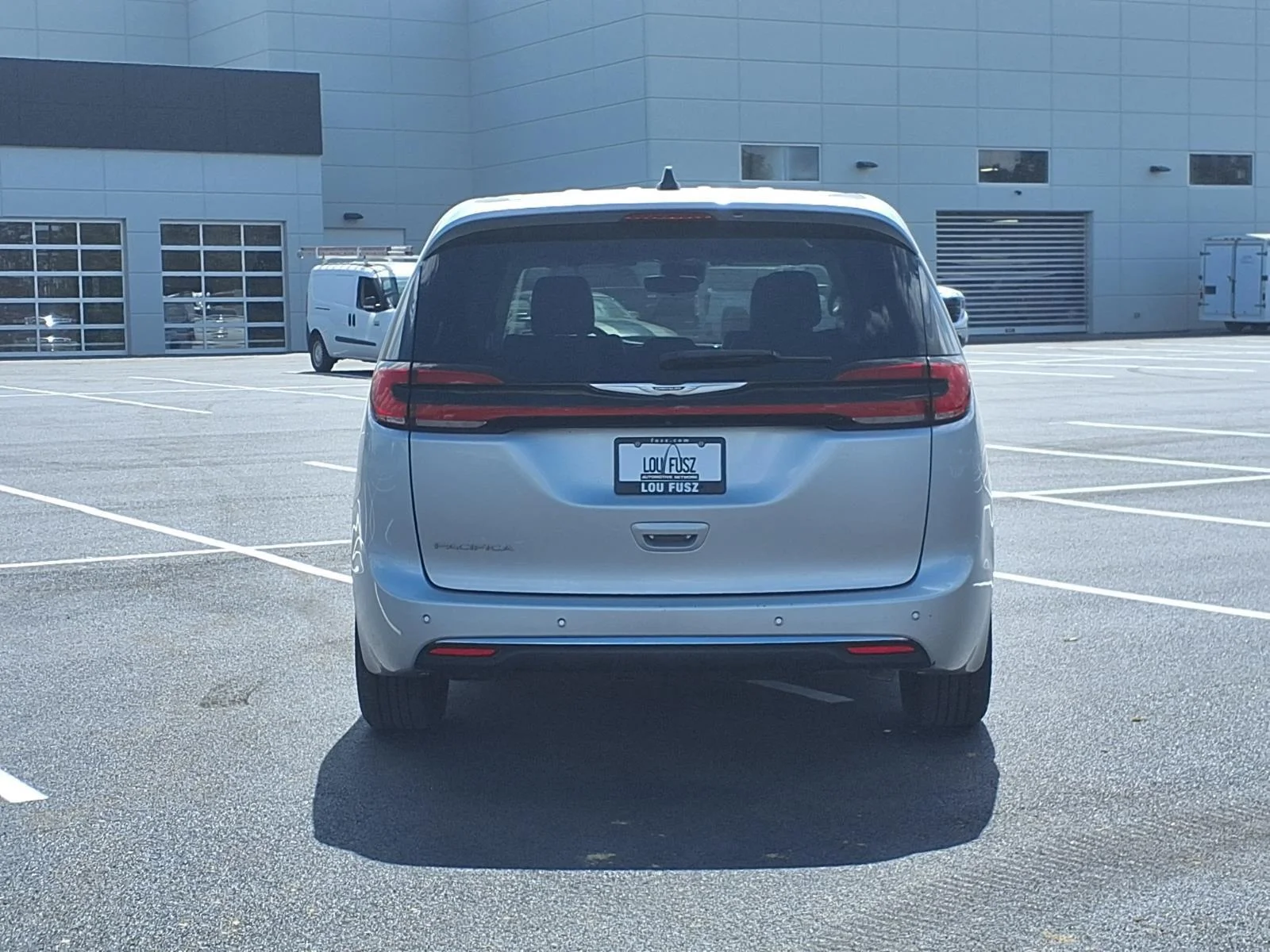 Used 2023 Silver Mist Clearcoat Chrysler Touring L image 32