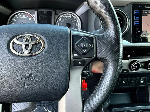 Used 2016 Gray Toyota SR5 image 13