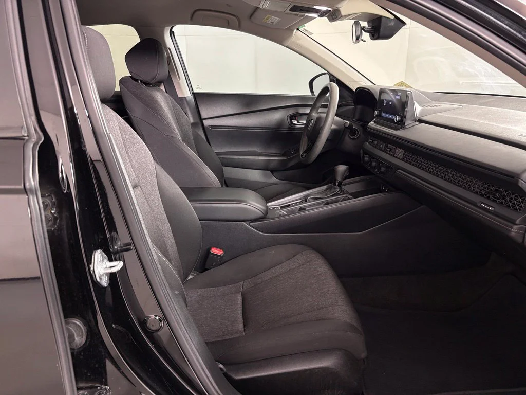 Used 2023 Black Honda LX image 37