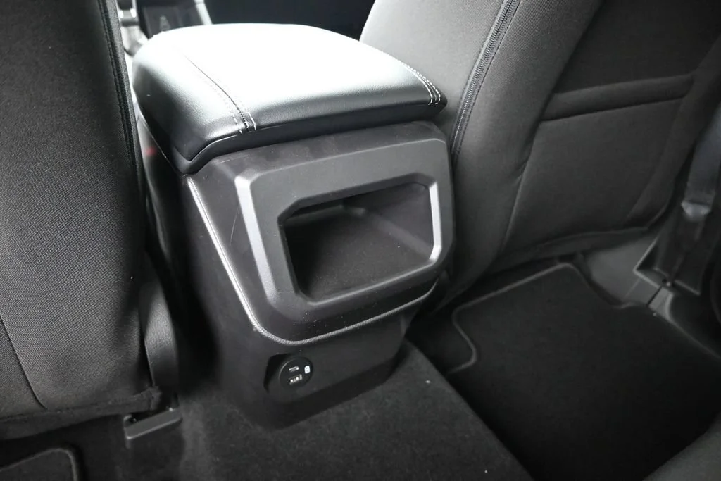 New 2026 Carbonized Gray Metallic Ford XLT image 17