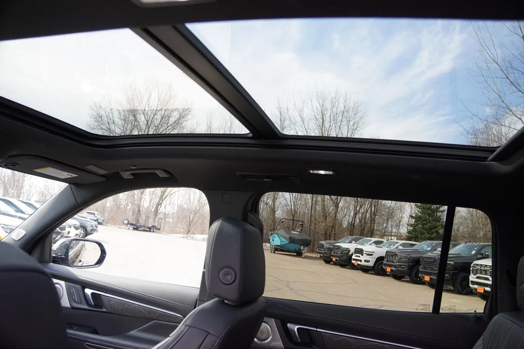 2025 Buick Enclave Avenir - Photo 19
