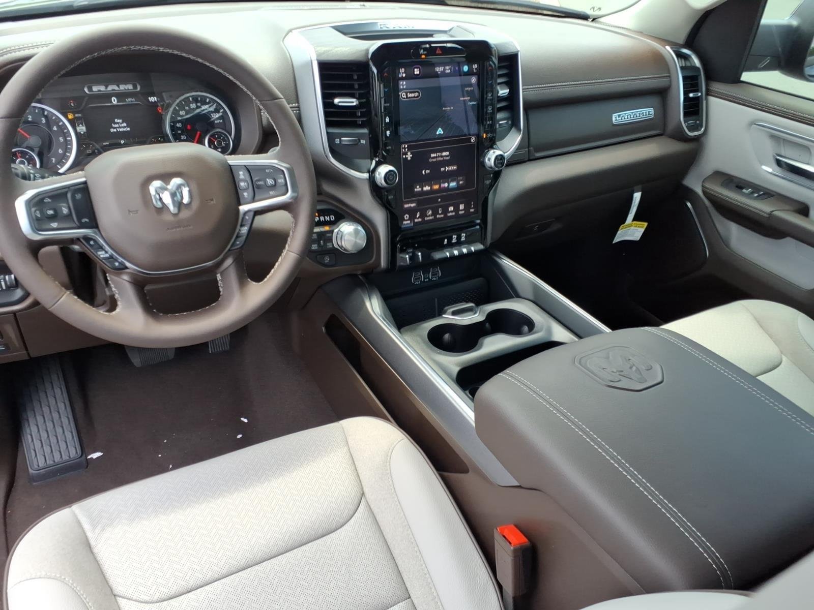 New 2026 Diamond Black Crystal Pearl-Coat Exterior Paint RAM Laramie image 22