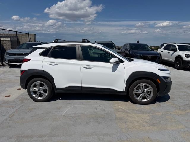 Used 2023 White Hyundai SEL image 8