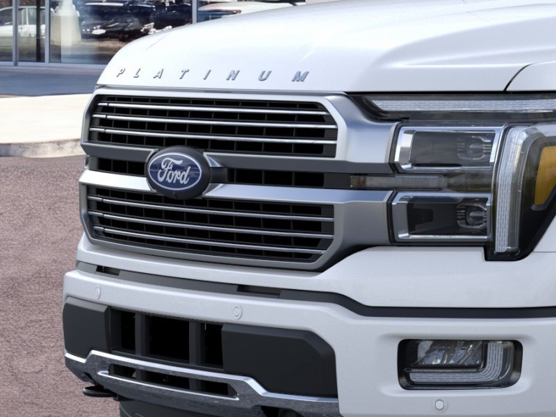 New 2026 Star White Metallic Tri-Coat Ford Platinum image 17