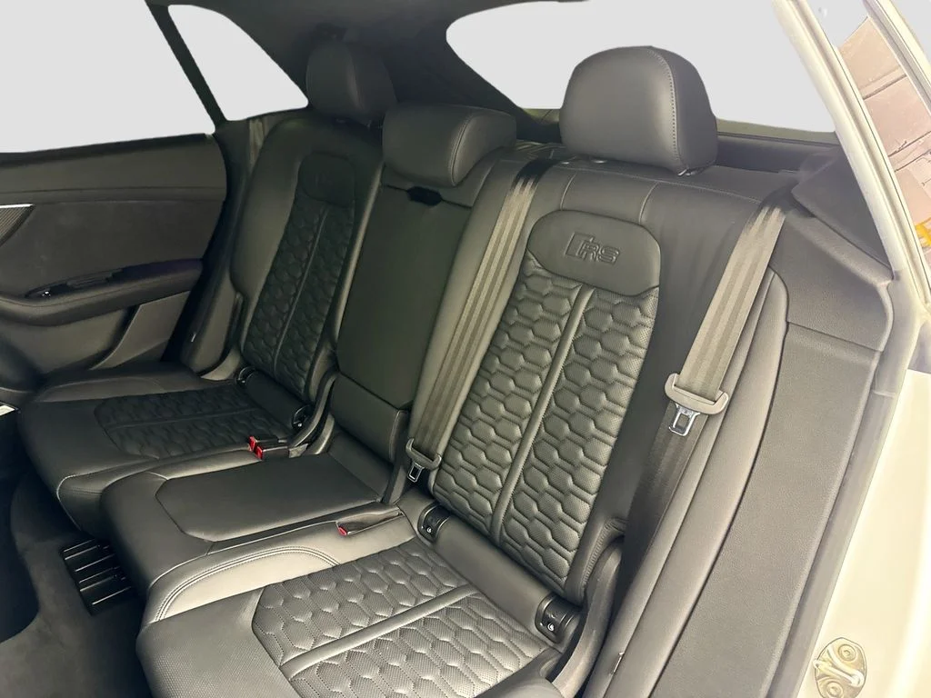 2023 Audi RS Q8 Base - Photo 25