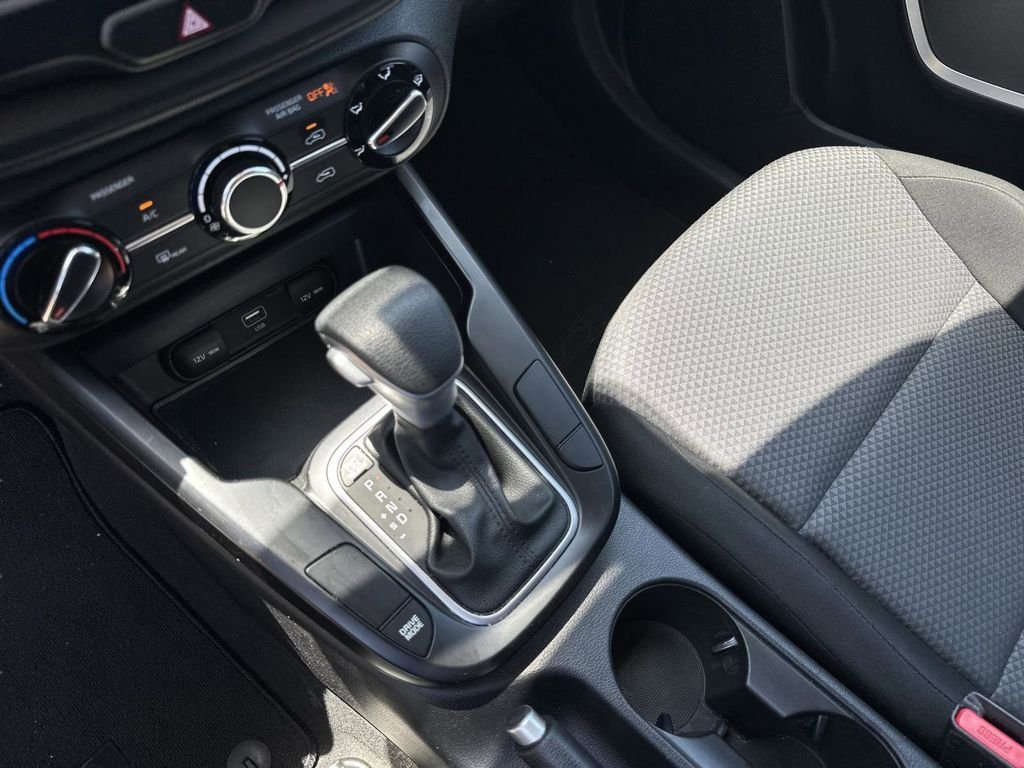 Used 2023 White Kia LX image 20