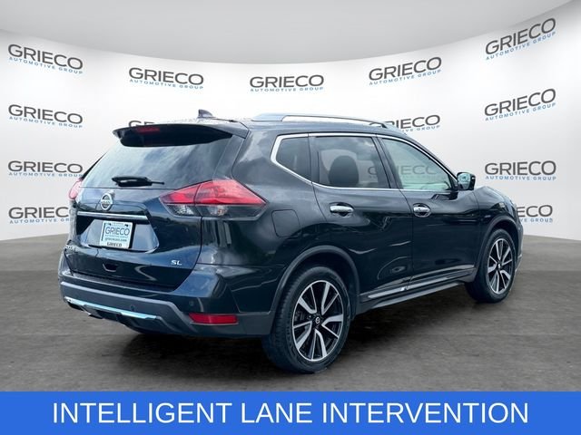 Used 2020 Black Nissan SL image 7