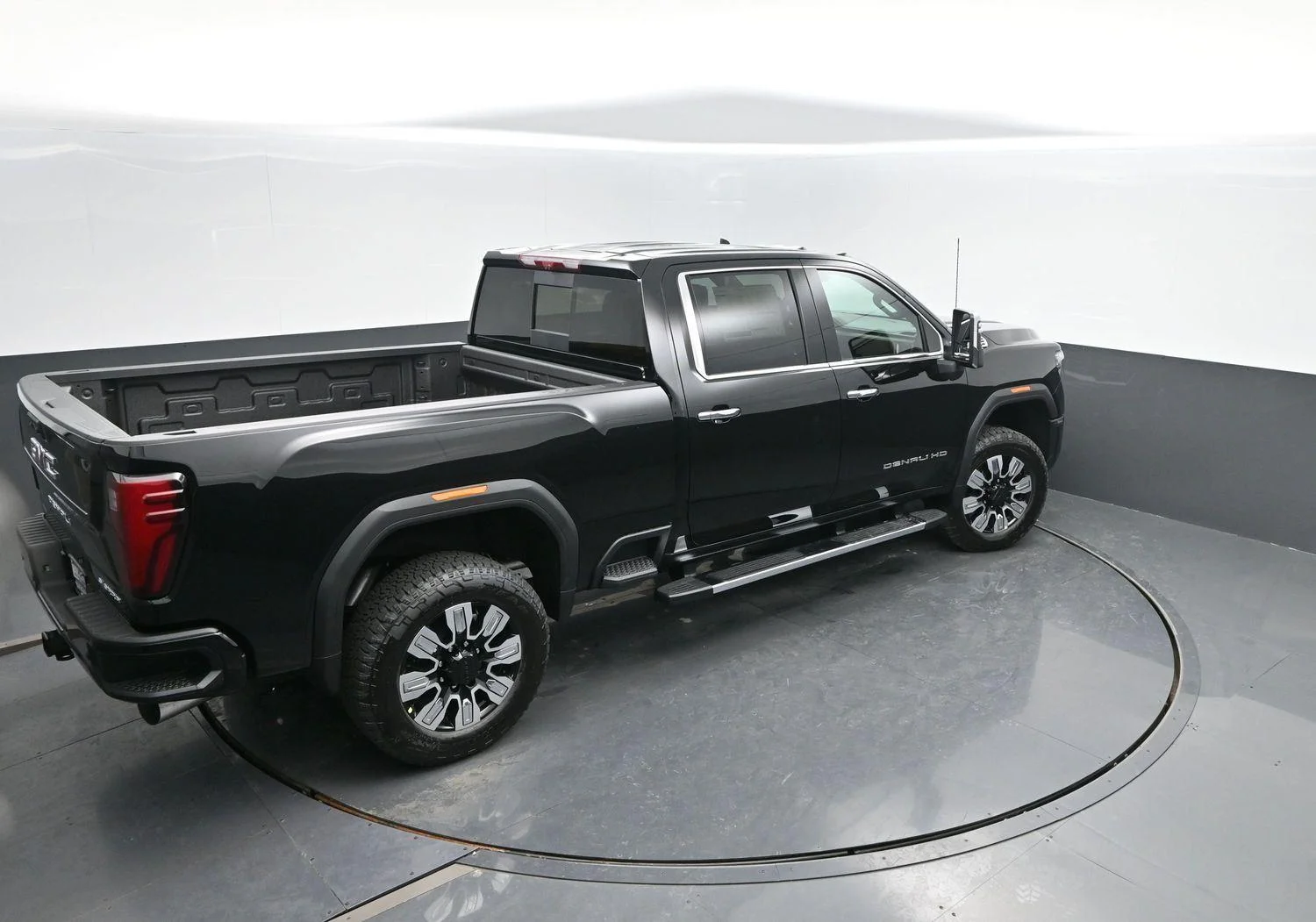 2026 GMC Sierra 2500HD Denali - Photo 44