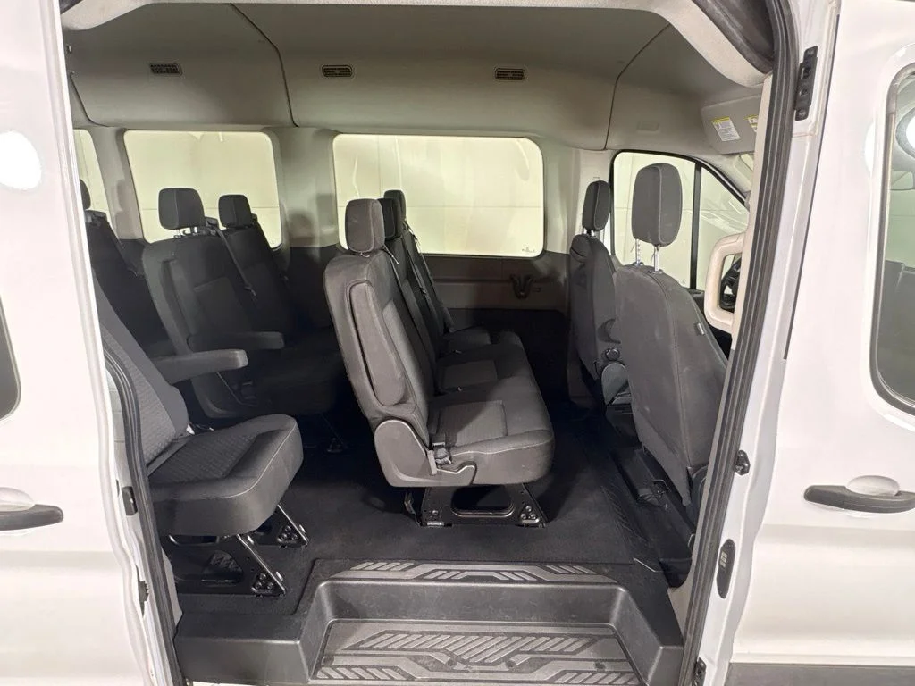 Used 2023 White Ford XLT image 16