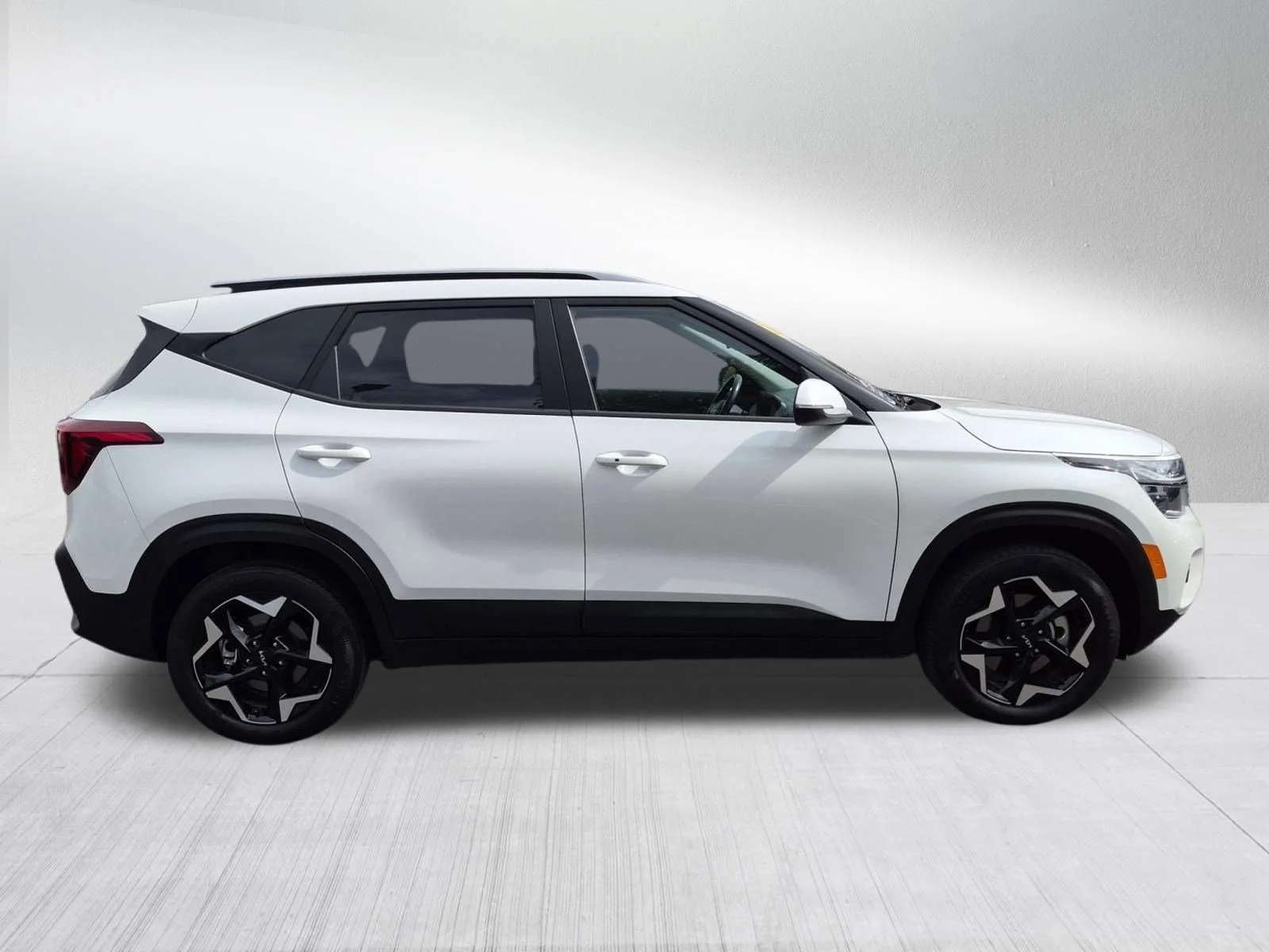 2026 Kia Seltos S - Photo 7