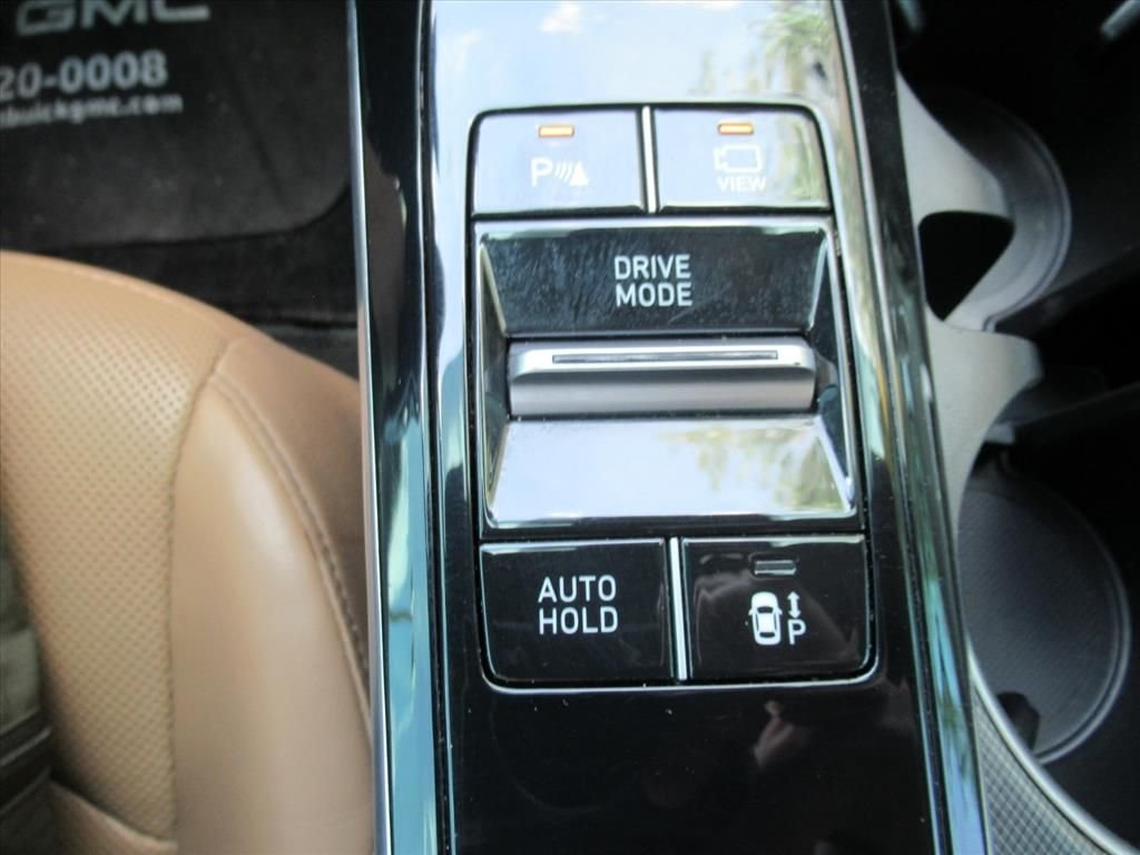 Used 2021 Blue Hyundai Limited image 25
