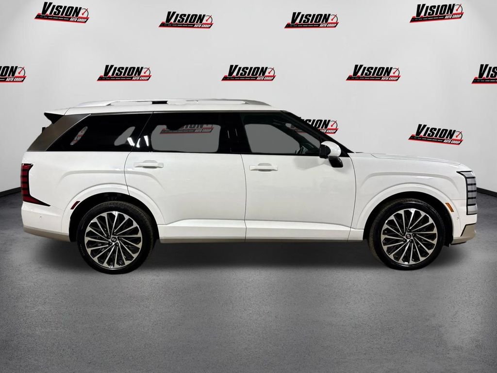 Used 2026 White Hyundai Calligraphy image 4