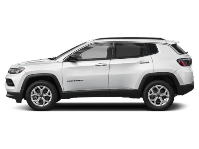 New 2026 Bright White Clearcoat Jeep Latitude image 2