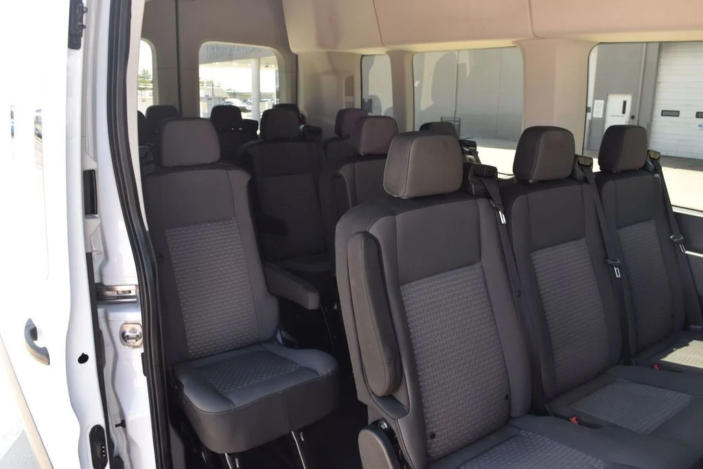 Used 2023 Oxford White Ford XLT image 18