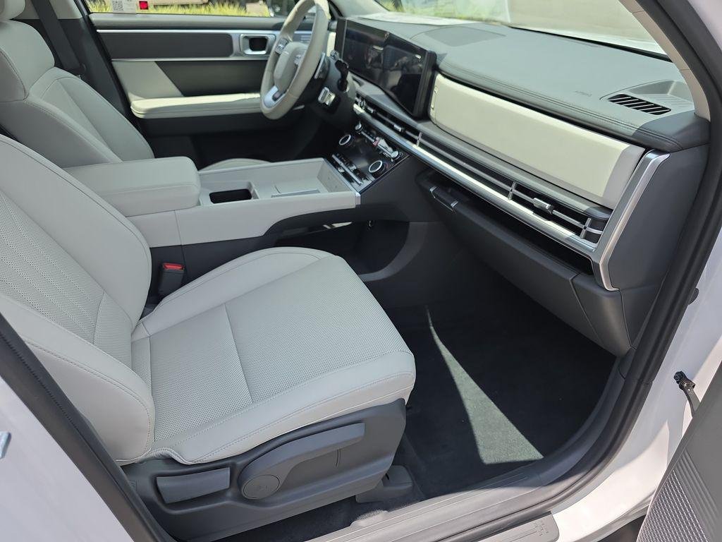 New 2026 Serenity White Hyundai SEL FWD image 34