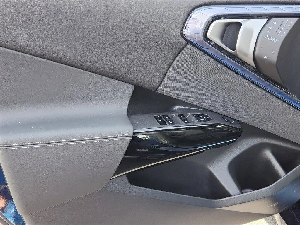 2026 BMW X3 30 - Photo 8