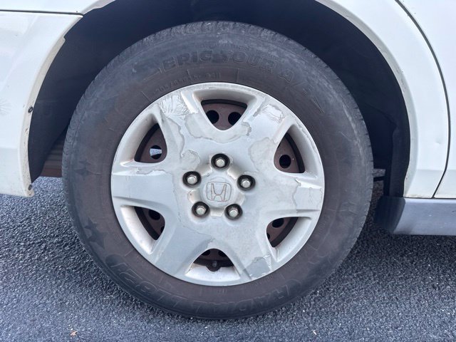 Used 2005 White Honda LX image 6