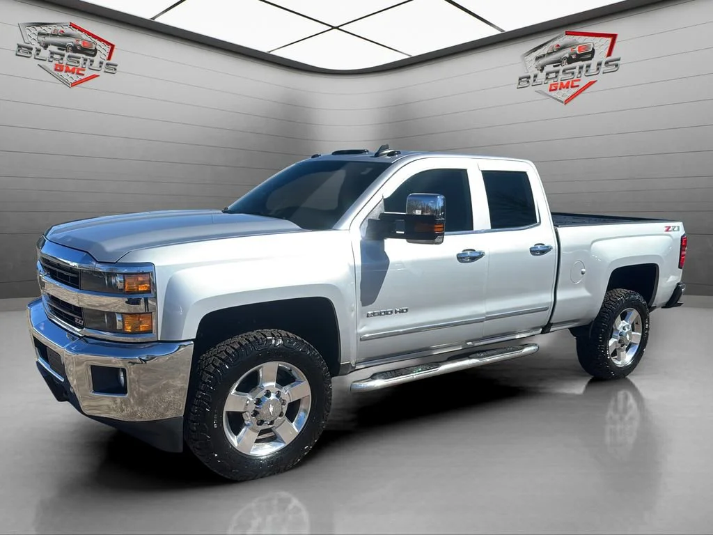 2018 Chevrolet Silverado HD LTZ 4WD Double Cab Standard Box's photo
