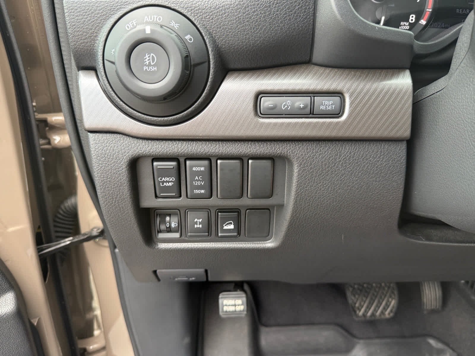 2024 Nissan Titan PRO-4X - Photo 26