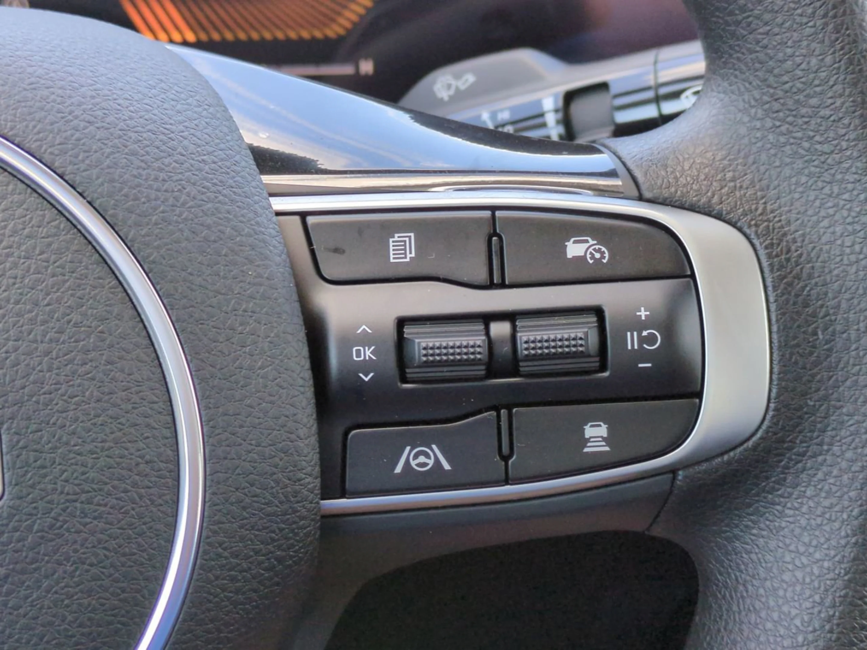 New 2026 Interstellar Gray Kia LXS image 22