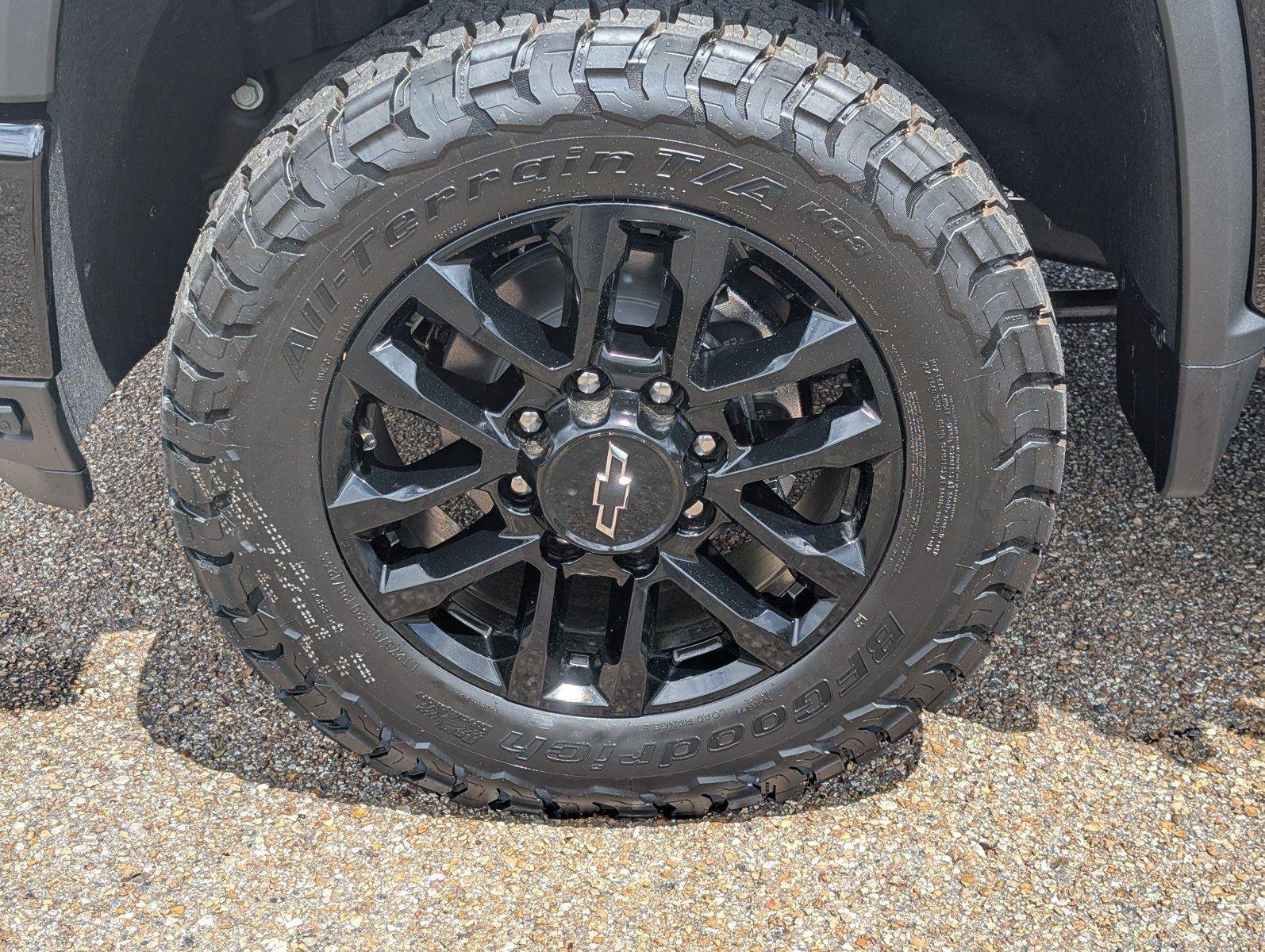 2026 Chevrolet Silverado 2500 HD LTZ - Photo 11