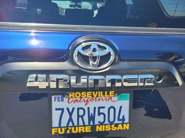 Used 2016 Blue Toyota Trail image 10