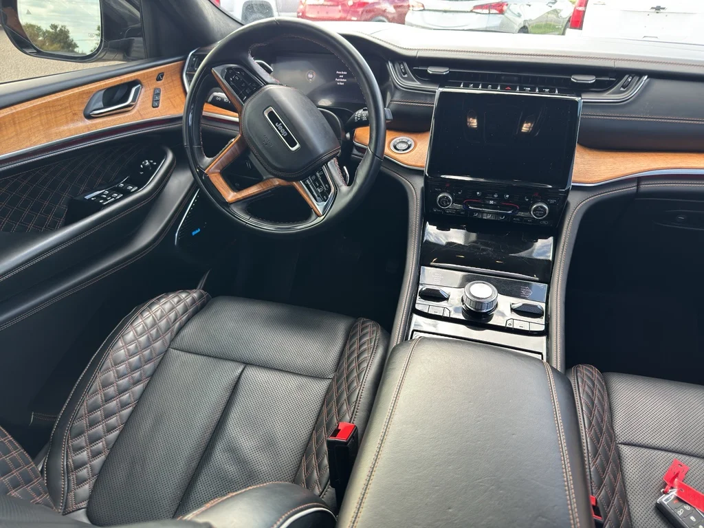 Used 2021 Silver Zynith Jeep Summit Reserve image 18