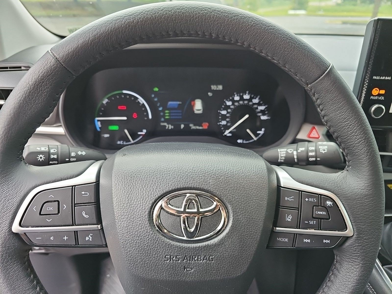 Used 2025 Magnetic Gray Metallic Toyota XLE image 22
