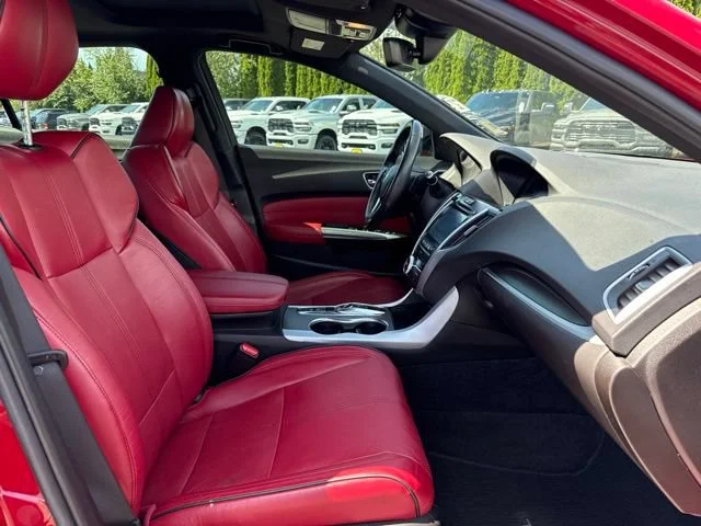 Used 2018 San Marino Red Acura 3.5L V6 image 10
