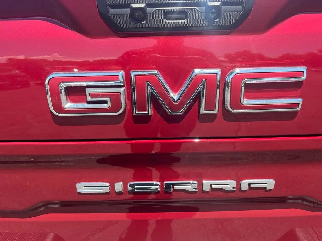 Used 2020 Quartz GMC SLT image 9