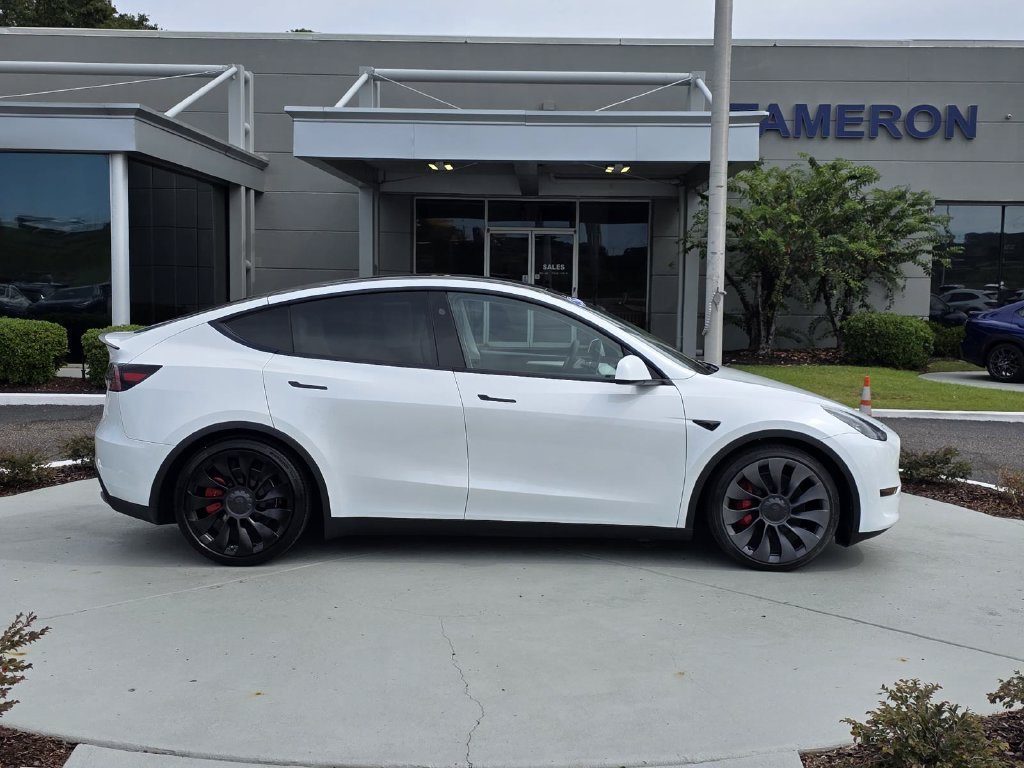 Used 2025 White Tesla Performance image 43