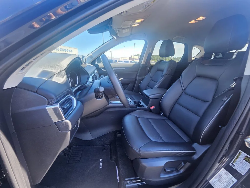 Certified Used 2025 Blue Mazda 2.5 S Select Package w/ Mazda Connect image 4