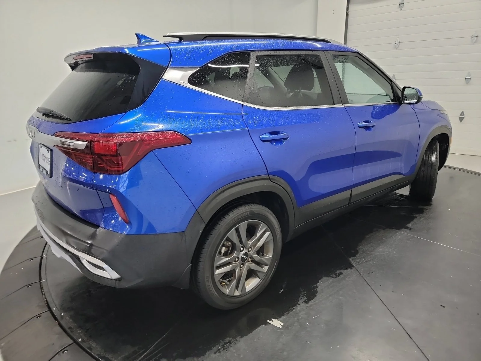 Used 2023 Neptune Blue Kia S image 8