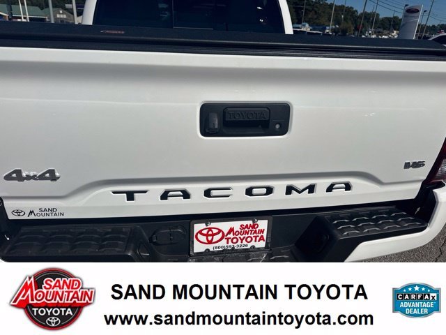 Used 2023 White Toyota SR5 image 12