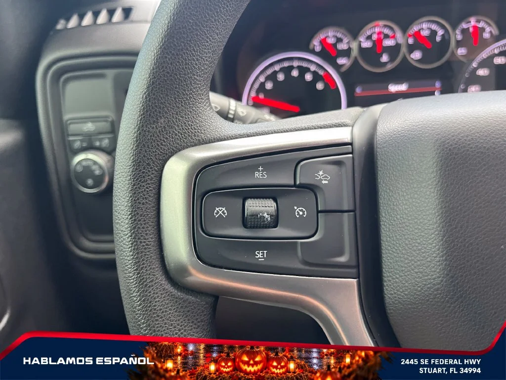 Used 2021 SUMMIT WHITE Chevrolet Custom image 19