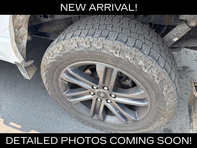 Certified Used 2022 White Metallic Ford XLT image 53