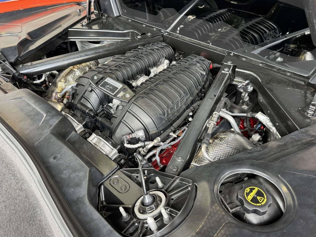 Used 2025 Orange Chevrolet Z06 image 27
