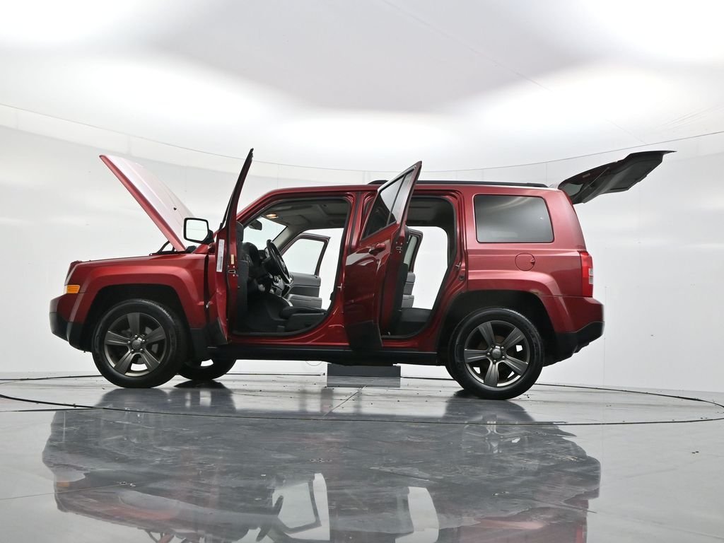Used 2014 Deep Cherry Red Crystal Pearlcoat Jeep Latitude image 55