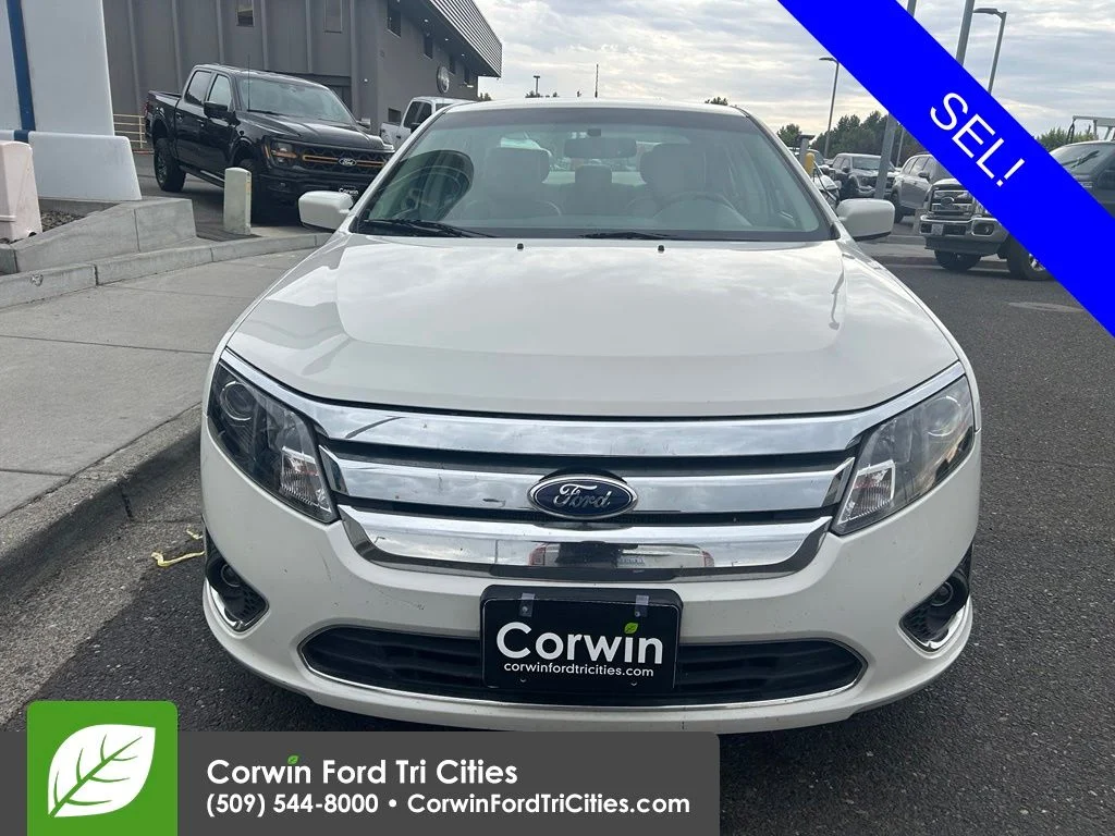 Used 2012 White Ford SEL image 4