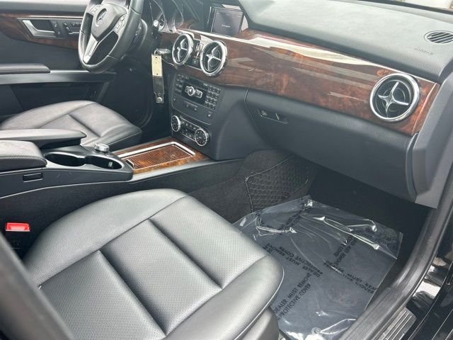 Used 2013 Black Mercedes-Benz GLK 350 image 10